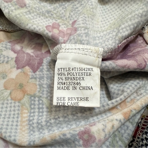 Chic Floral Checkered Knot Front Blouse - Picture 6 of 8